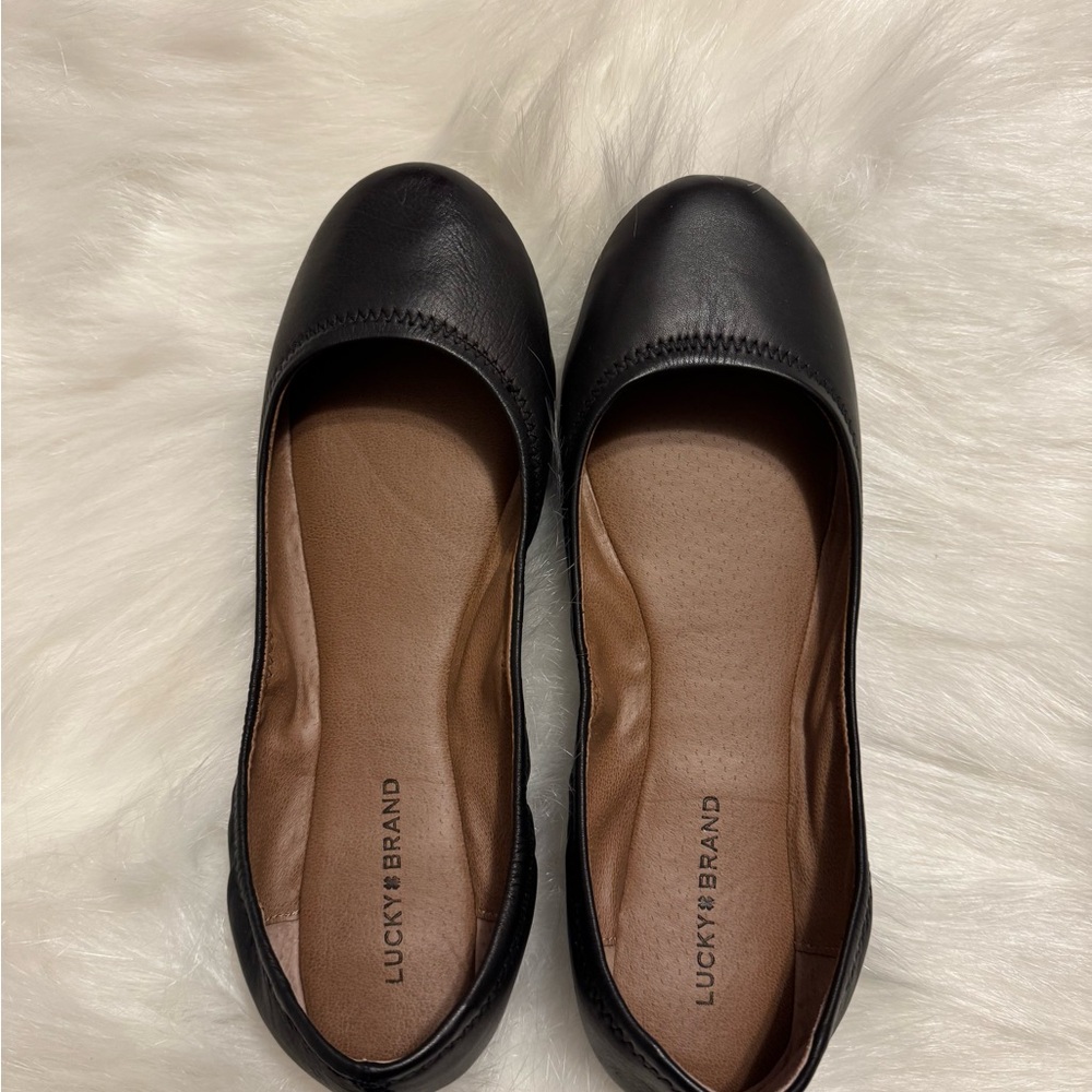 Lucky Brand Black Flats Timeless Comfort and Style